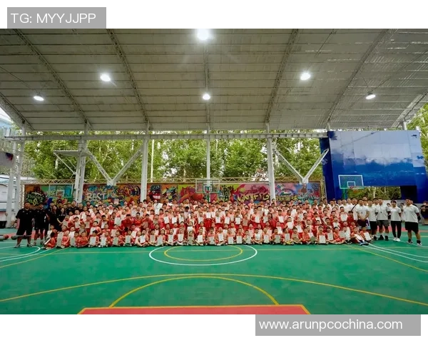 足球篮球舞动青春激情展现团队精神与个人魅力的完美结合