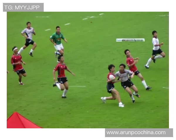 雪诺足球带你领略激情四溢的绿茵场景与精彩赛事背后的故事